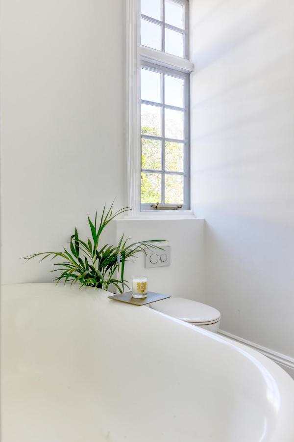 Secure & Central: Villa With Views Of Table Mountain เคปทาวน์ ภายนอก รูปภาพ